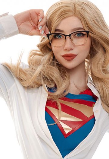 Alina-Becker-Supergirl-Superman-PixiBB